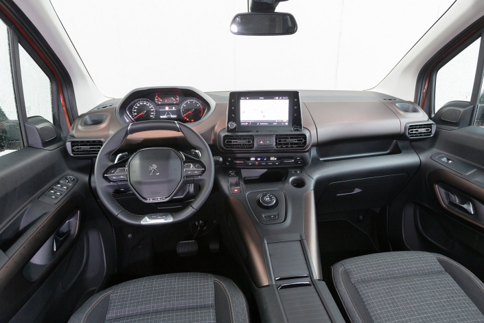Peugeot Rifter 5