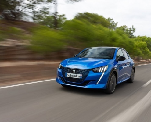 Jetzt bis zu 5.000 € Peugeot Zukunftsprämie sichern* 1 PEUGEOT 208