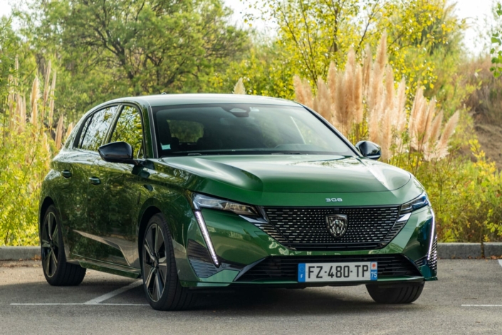 PEUGEOT 308 4