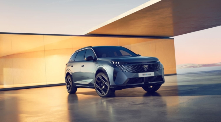 PEUGEOT 5008 2
