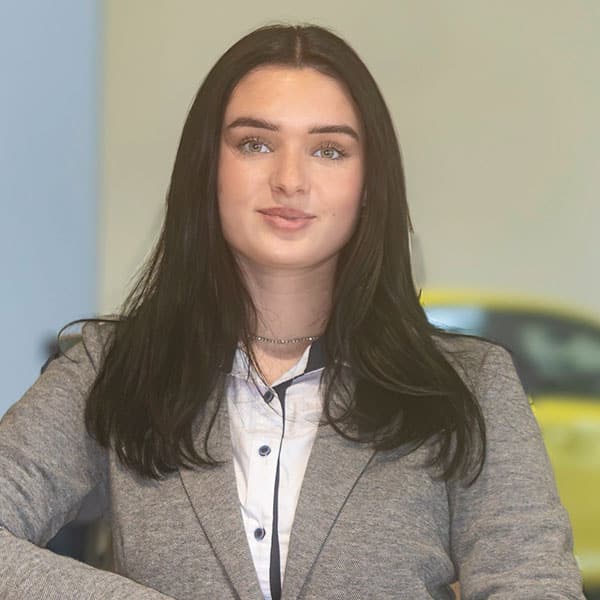 Team / Ansprechpartner 10 Cara Bartling