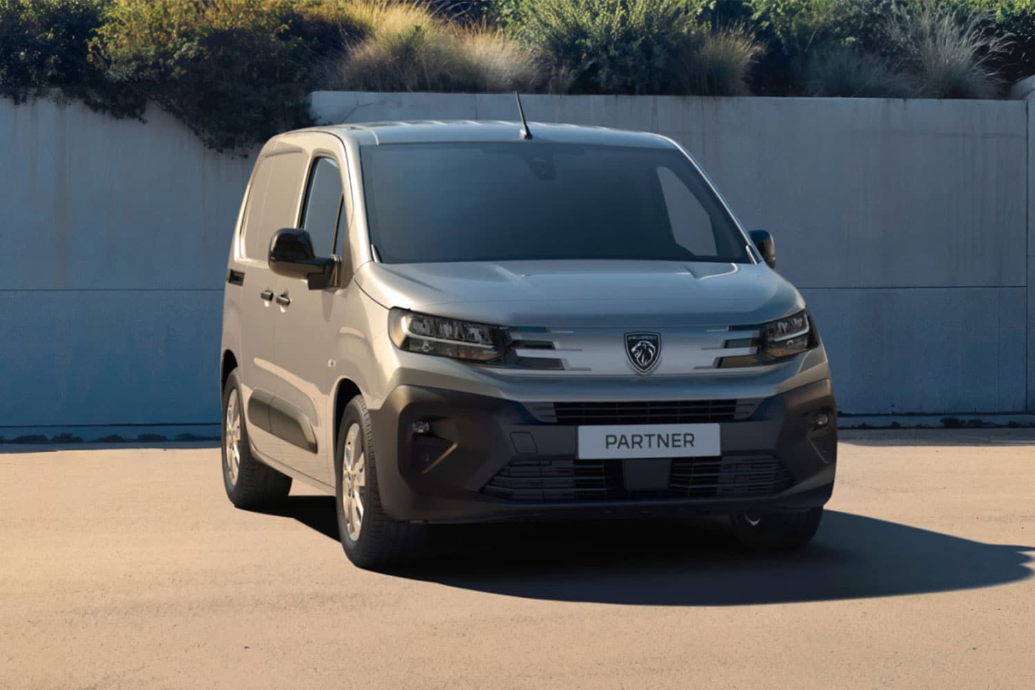 2026-10-peugeot-partner-news